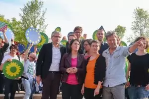 Триумфиращите Зелени настояват за по-радикални действия за климата