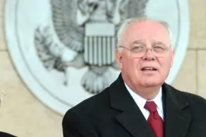 Джеймс Пардю: Тръмп вече носи клеймото "руският кандидат"