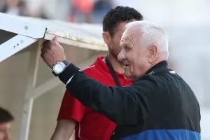 "ЦСКА-София" не бърза за нов треньор