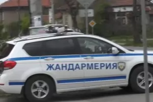  Бизнесмен прегази умишлено крадец, влязъл във фермата му