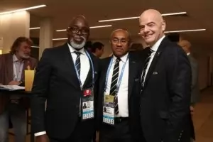 Вицепрезидентът на световния футбол бе арестуван в Париж