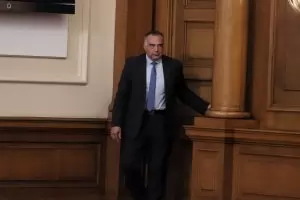 Кутев: България се ръководи от натовски генерали, а не от руски шпиони