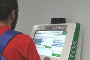 Широко рекламираната от управляващите тол система на която се разчита да