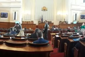 Депутатите гледат на второ четене промените, които предвиждат субсидия от лев за глас