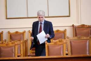 Екоминистърът Нено Димов не вижда своя вина във водната криза
