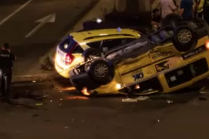 Две таксита се сблъскаха на Орлов мост в София