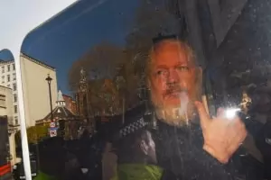 Шведски съд отказа задочен арест за Асандж