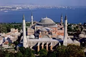 Новият дизайн на турските паспорти ще включва „Света София”