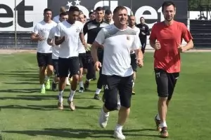 Шефът на "Локо" (Пд): Аз съм от страната на булката