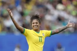 Жена подобри рекорд на Кристиано