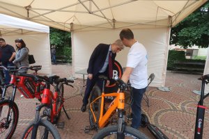 Мистерията с това кой трови въздуха в градовете с тецове