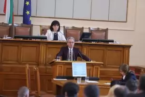 Партиите финтират гражданите 
за субсидията си от 1 лев 