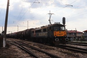 Товарен влак е дерайлирал на жп гара Калояновец съобщи Нова