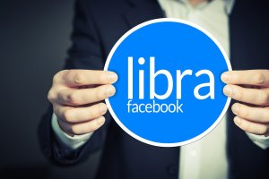 От години се знае че някъде в недрата на Фейсбук