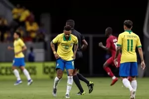 Контузията на Неймар може би е постановка