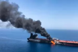 И Великобритания обвини Иран за атаките в Оманския залив