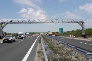 На фона на липсата на каквато и да била практическа