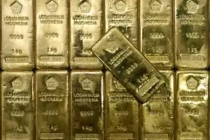 Цената на златото скочи до 6-годишен връх