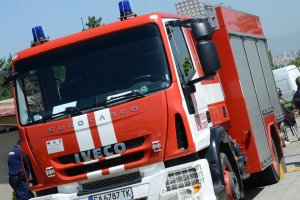 Пожар е възникнал тази сутрин в търговски център в столичния квартал