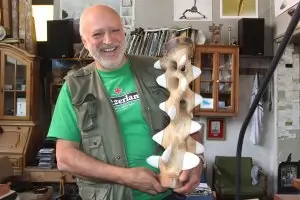  Мистериозен пожар изпепели колата на проф. Минеков