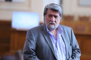 Председателят на комисията за култура и медии и бивш министър