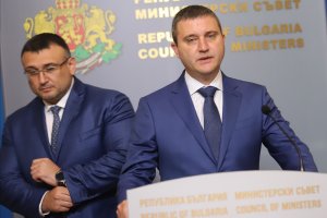 Нито един отговорен фактор в държавата не желае да поеме отговорност за най големия пробив