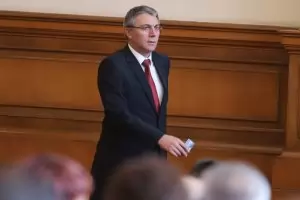 Патриотите, БСП и ДПС наложиха на ГЕРБ да вдигне рязко партийната субсидия