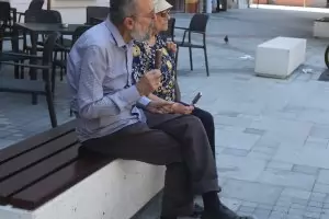 Около 26 000 българи получават тавана на пенсията