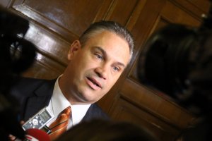 Бившият председател на антикорупционната комисия КПКОНПИ Пламен Георгиев все още