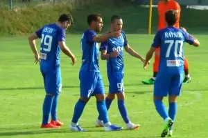 Хубчев пак поиска нови играчи в "Левски" след лагера в Австрия