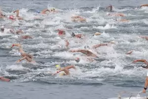  Германец стана световен шампион в плуването на 10 км