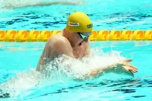 Национален рекорд не стигна на наш плувец за олимпийска квота