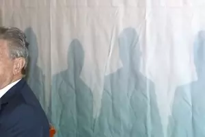 Що е то соросоид? И кому пречи той в България?