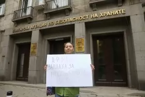 "Битката" на властта с чумата по 
свинете вещае екокатастрофа