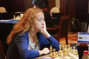 Гросмайстор Стефанова влезе в световния Топ 10 на блиц шахмат