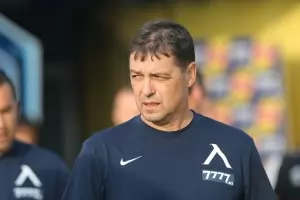 Хубчев променя състава по принуда