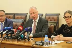 Френско-германски консорциум взима летище "София"