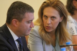 Новият отговорник за киберсигурността в държавата вицепремиерът Марияна Николова има