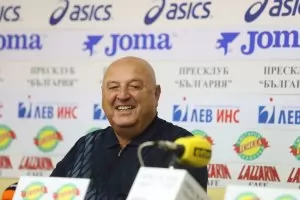 Шефът на "Славия": Промити мозъци се съмняват в уговорени мачове