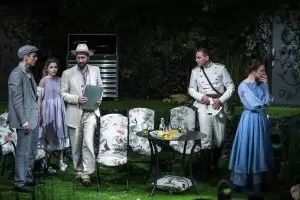 Спектакъл по „Нова земя” ще е гвоздеят на Вазовите чествания