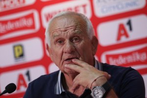 Бъдещето на Люпко Петрович отново е свързано с българския футбол Това