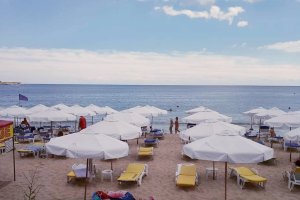 Министерството на туризма трескаво мисли как да спаси от пълен провал