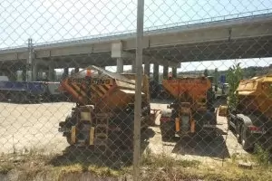  "Агромах" си оградила паркинг под мост на магистрала "Струма" 