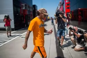 Фетел иска "Ферари" и "Ред Бул" заедно да спрат "Мерцедес"