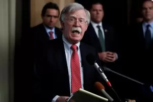 Stratfor: Какво търси Джон Болтън край руските граници
