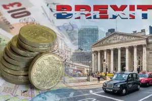 Европейската централна банка прогнозира, че много банки ще напуснат GB