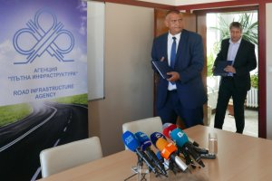 Скандалът с пламналото сметище което съсипа мост на магистрала Струма и последвалите