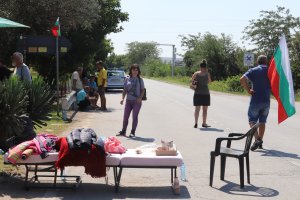 Изпълнителната власт заплаши с глоби кметовете които обявиха че няма