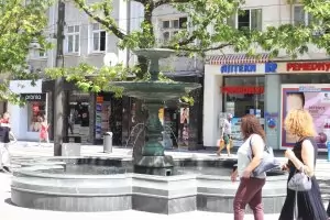 София възлага нови и нови поръчки на скандална фирма