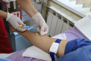 Есенната вълна на коронавируса изправи на нокти здравната система в